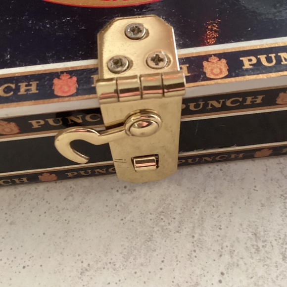 Fun Vintage custom cigar box  purse 36” chain strap..one of a kind - Picture 2 of 7